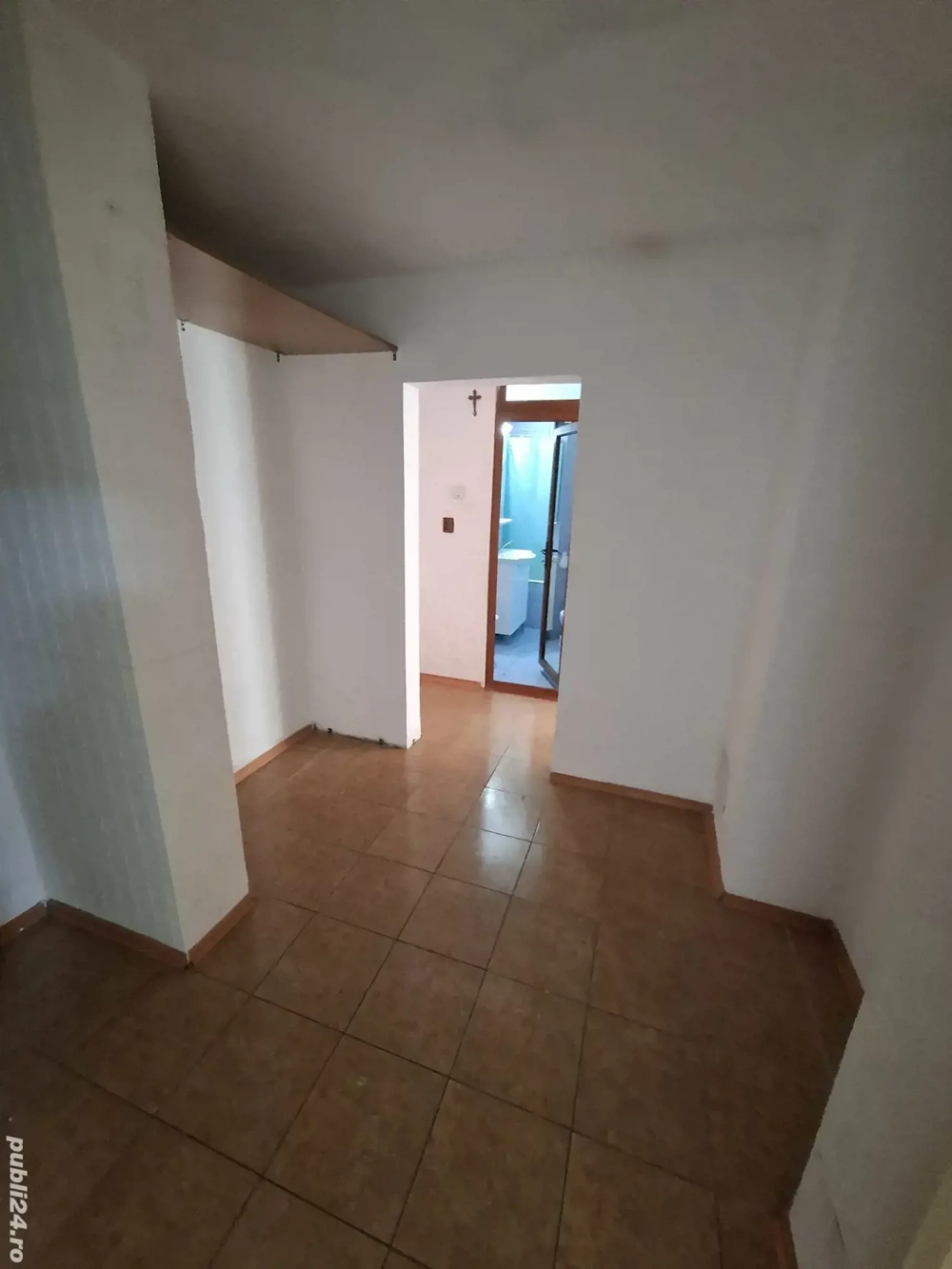 Vand Apartament Cu 2 Camere  Decomandat  ZONA Ultra Centrala La Parter Pozitie Pe Fata PRET 69000E  Vand Apartament Cu 2 Camere  Decomandat  ZONA Ultra Centrala La Parter Pozitie Pe Fata PRET 69000E