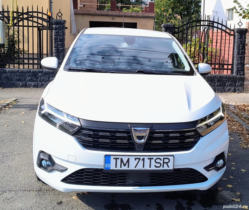 Vând Logan 3, 1.0,cutie de viteze automată,17.000 km, garanție 2026