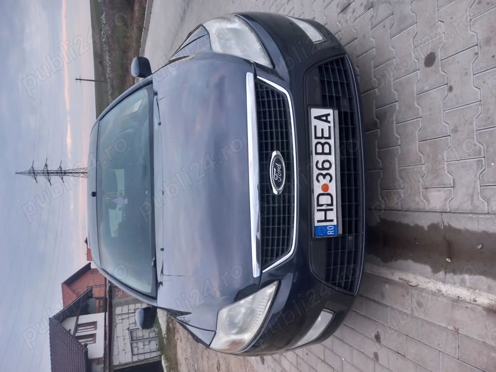Vând Ford mondeo sau schimb cu ford galaxi 7 locuri ... an 2008 , mașina arata foarte bine interior,