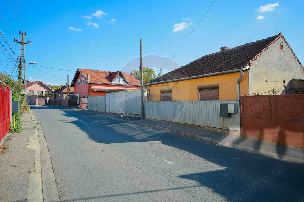 Casă cu 4 camere de vânzare în  zona Dealuri Oradea
