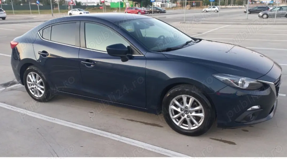 Mazda 3 sedan benzina 