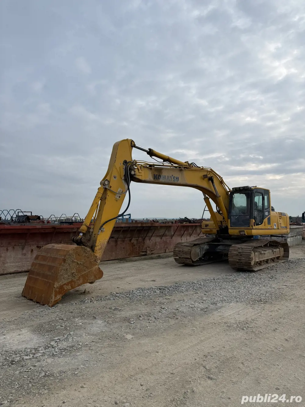 Excavator Komatsu PC290