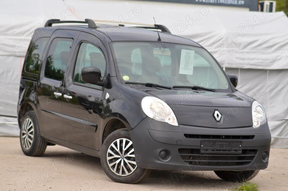 Renault Kangoo 2013  1.5 dci   5 locuri   Navigatie   Camere   Senzori   AC   Rate