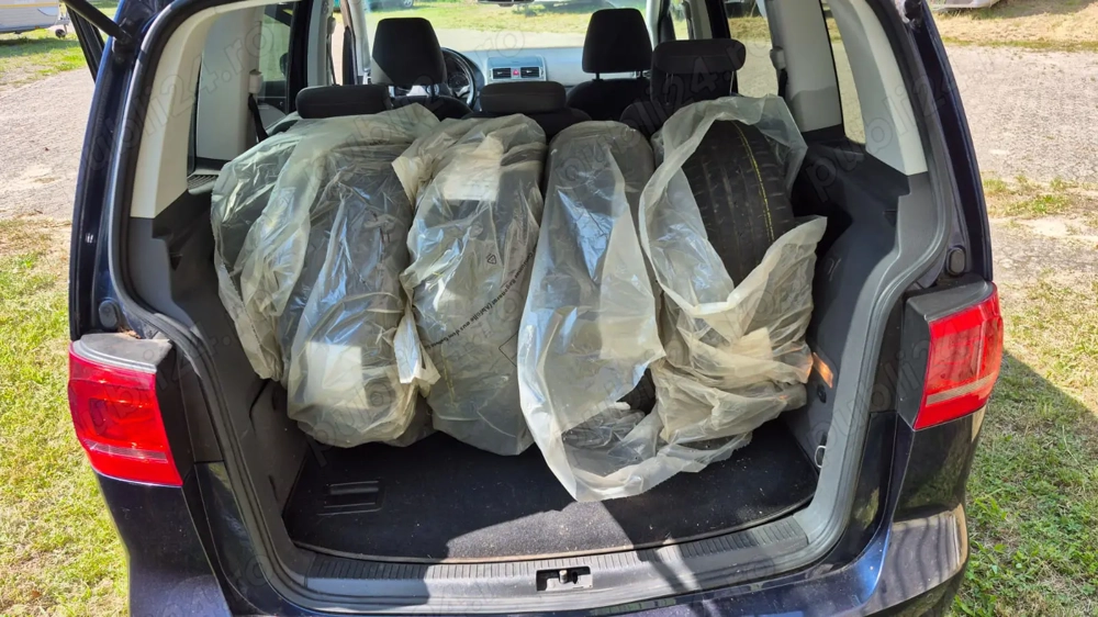 Vand volkswagen touran super economic Vand volkswagen touran super economic