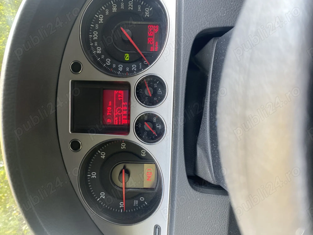 Vând Volkswagen Pasat B6 
