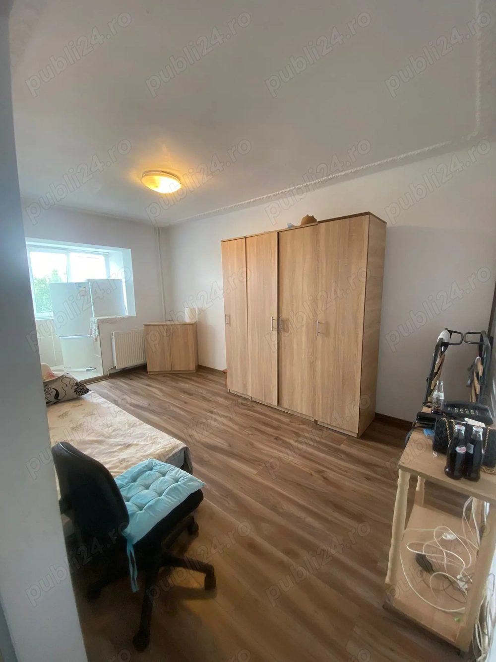 PROPRIETAR - Vand Garsoniera decomandata ETAJ 1 + Balcon