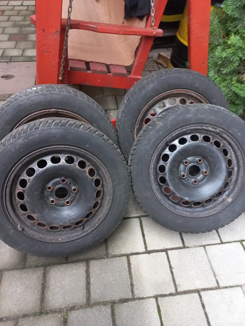 jante si anvelope 205/55 R16 Tigar iarna