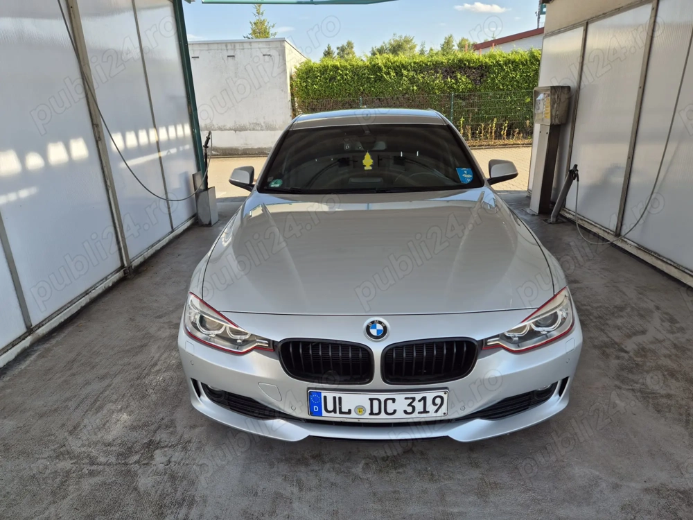 BMW F30 2012 318 D