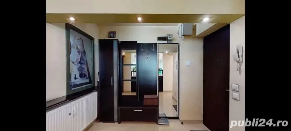 Apartament 3 camere Apartament 3 camere