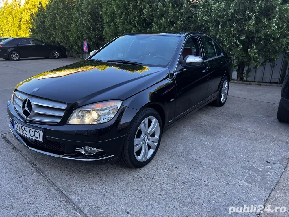 mercedes Benz 220 2009