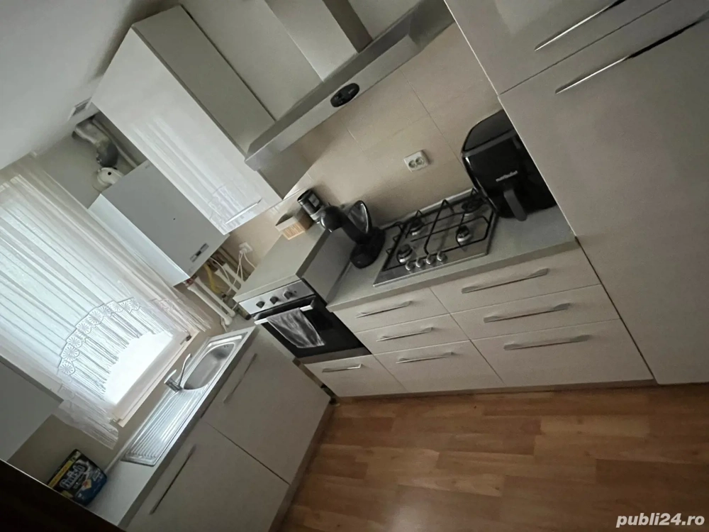 inchiriez apartament