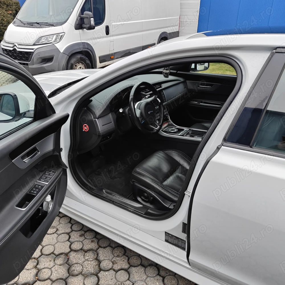 Vand Jaguar XF R-Sport , 300CP