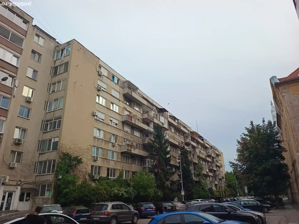 Proprietar, vând apartament ultracentral în Timișoara, cu belvedere