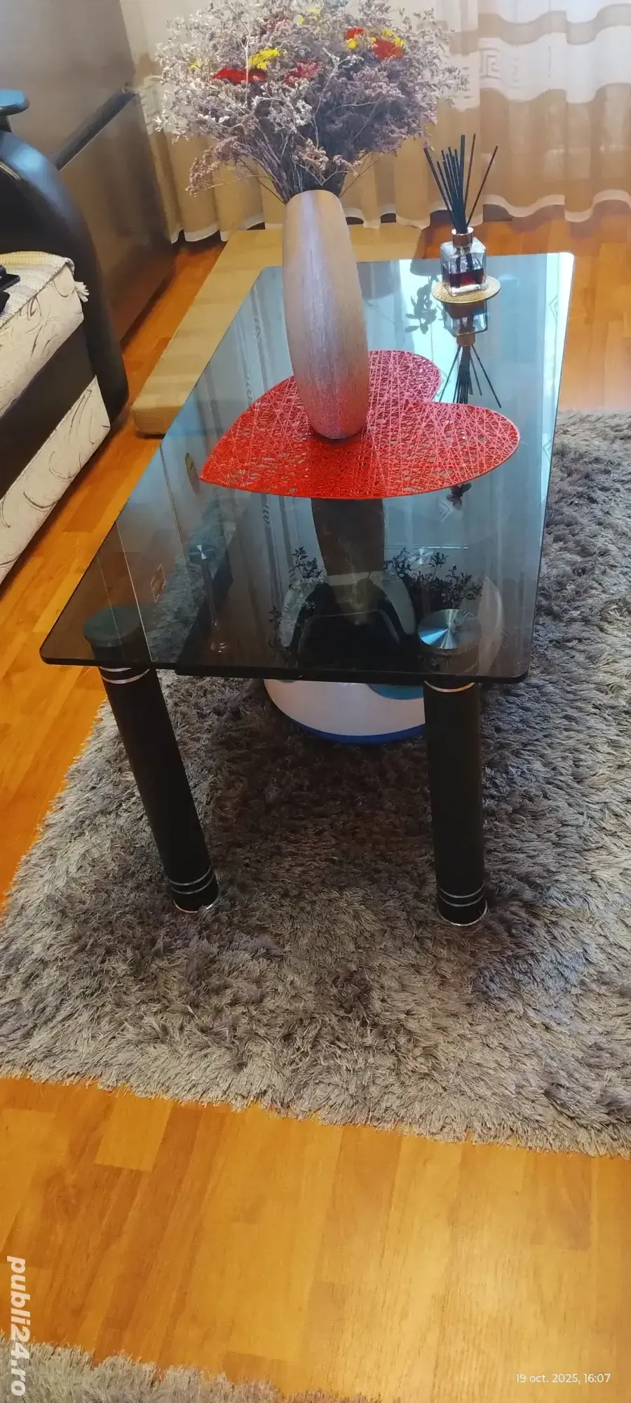 Vând măsuță cafea