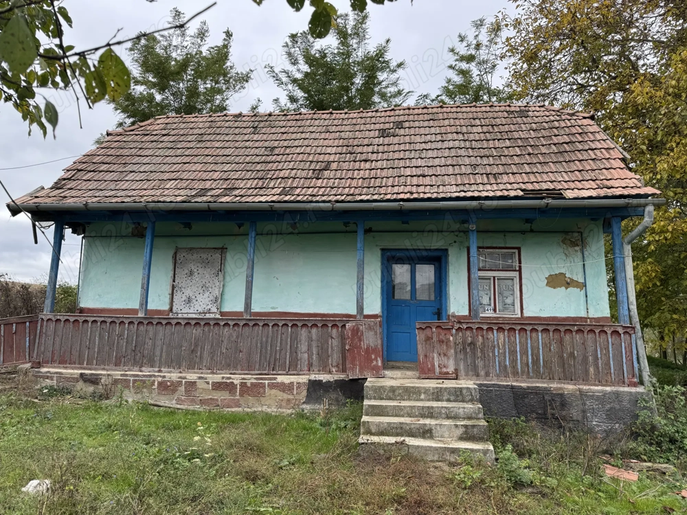 Vând casă bătrânească nelocuibila + teren 1500 m , Soporu de Câmpie (com. Frata, jud. Cluj).