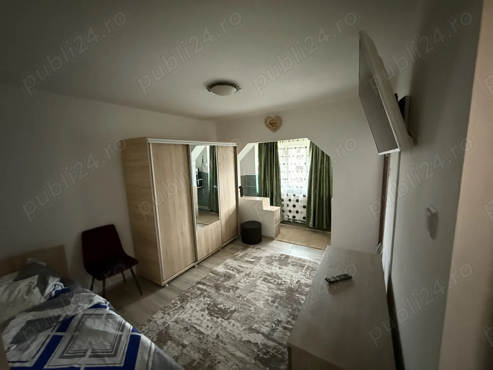 Închiriez în regim hotelier  Închiriez în regim hotelier