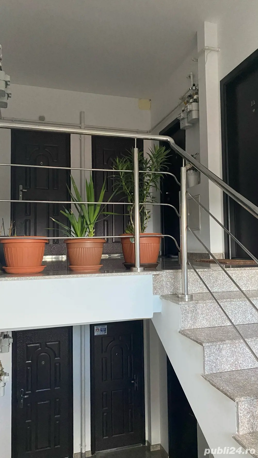 Garsoniera open space+boxa Bucurestii Noi Damaroaia