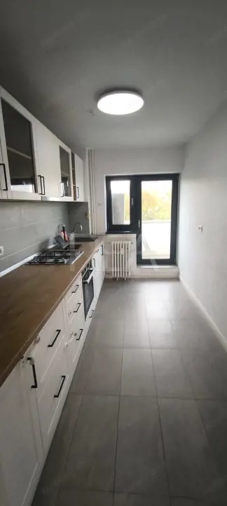 Apartament 3 camere Apartament 3 camere