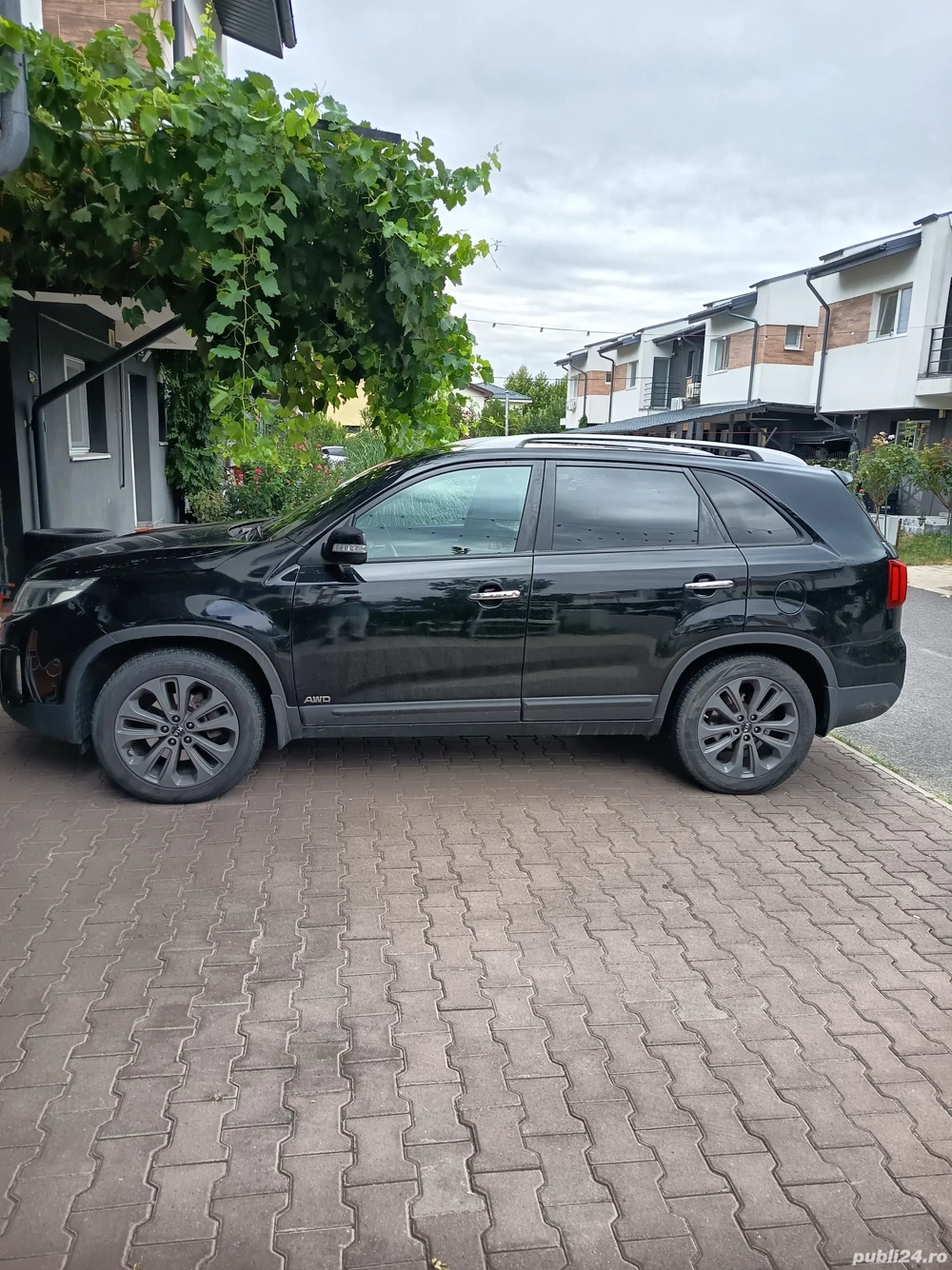 Vand Kia Sorento 2.2 diesel.