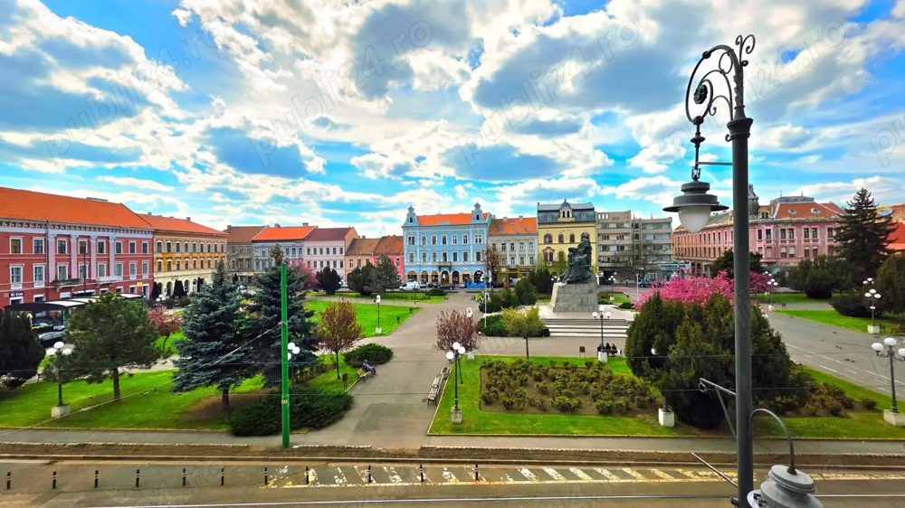 Vând apartament ultracentral!!!