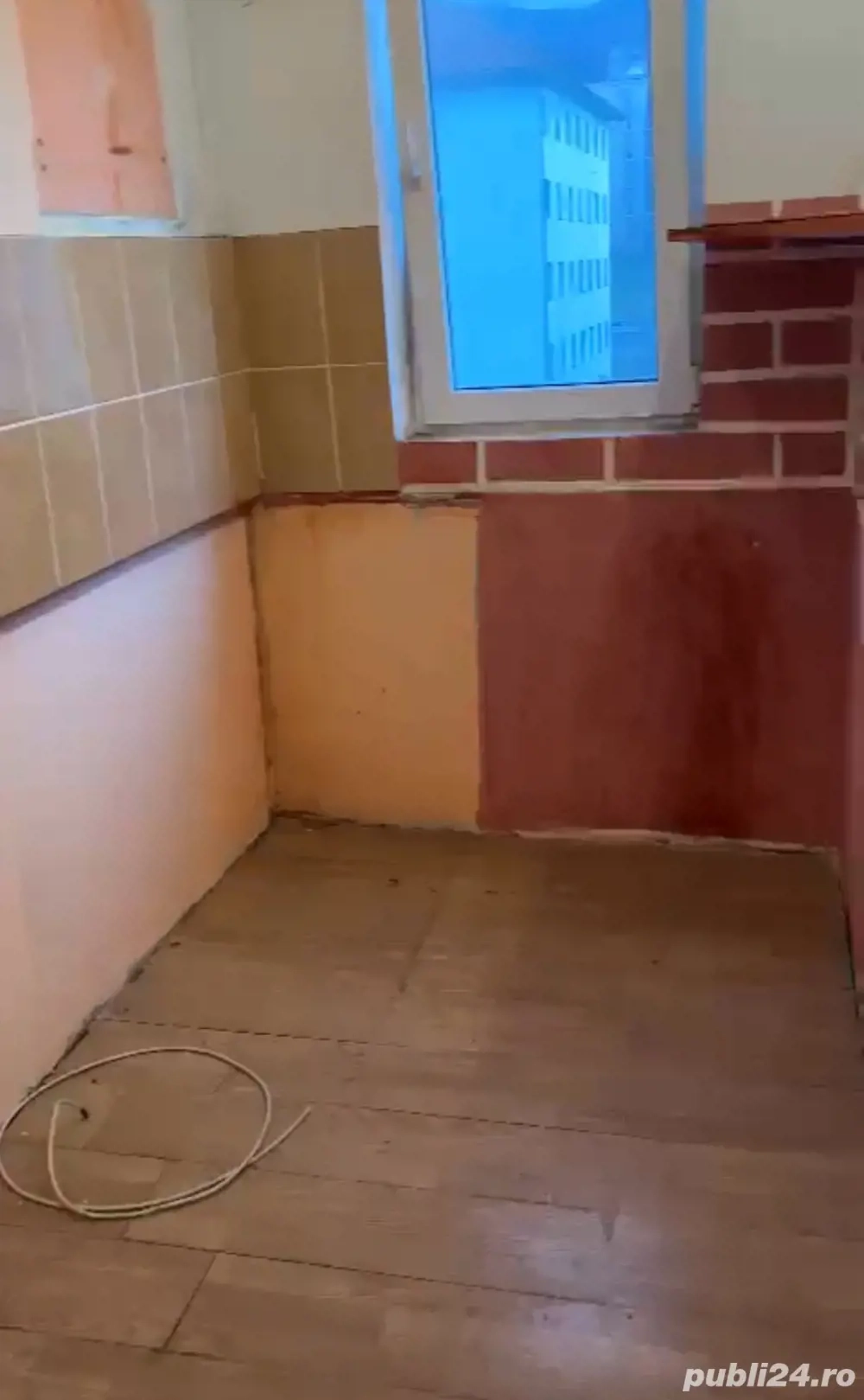 Vând apartament 2 camere   Aleea 