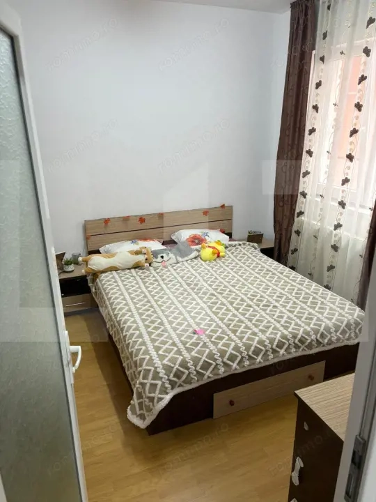 Apartament 2 camere, 41 mp utili + balcon, centrală proprie, bloc 2011