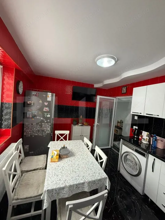 Apartament de lux, 3 camere decomandat