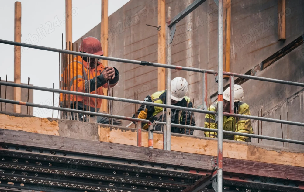 Angajăm Muncitori Calificați în Construcții