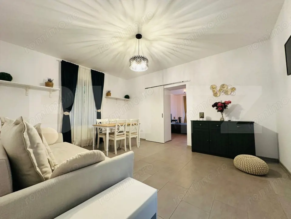 Apartament cu 2 camere renovat, in vila - Ultracentral Apartament cu 2 camere renovat, in vila - Ultracentral