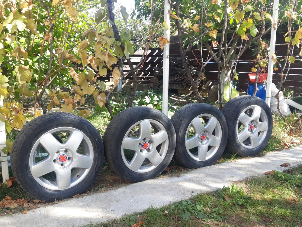 Vând set roți de aliaj R15 ,fabrică Polo 9N 2005