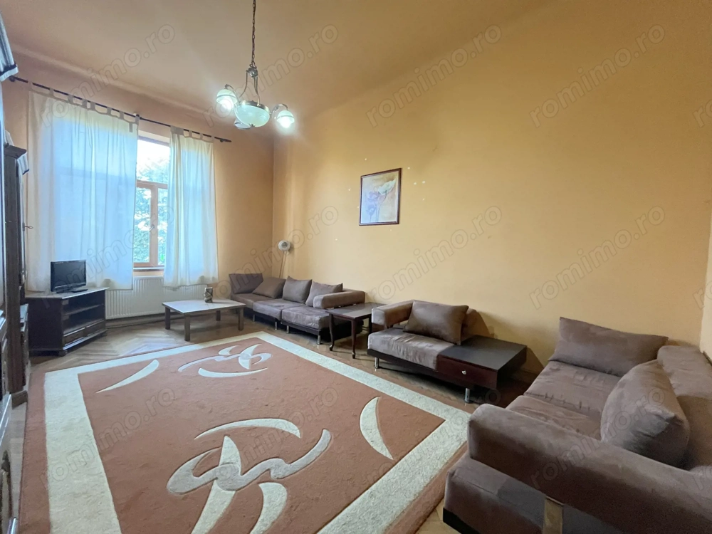 Apartament spațios, decomandat,  Neptun