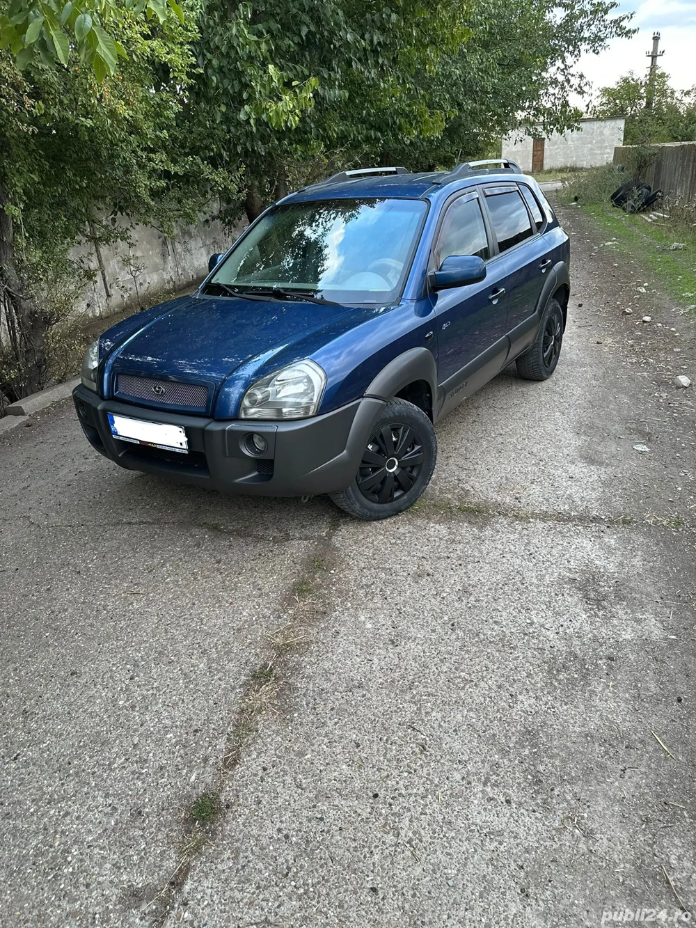 Vand Hyundai tucson 4x4 la buton 