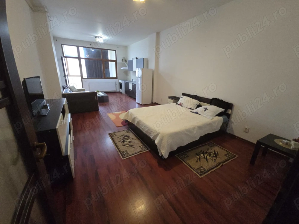 Garsoniera Cartierul Latin