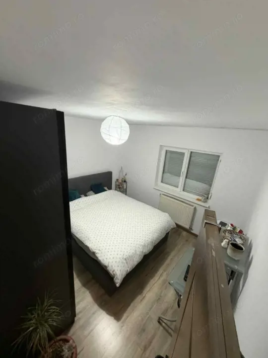 Apartament de 3 camere ( Centrala Proprie )-Tractorul