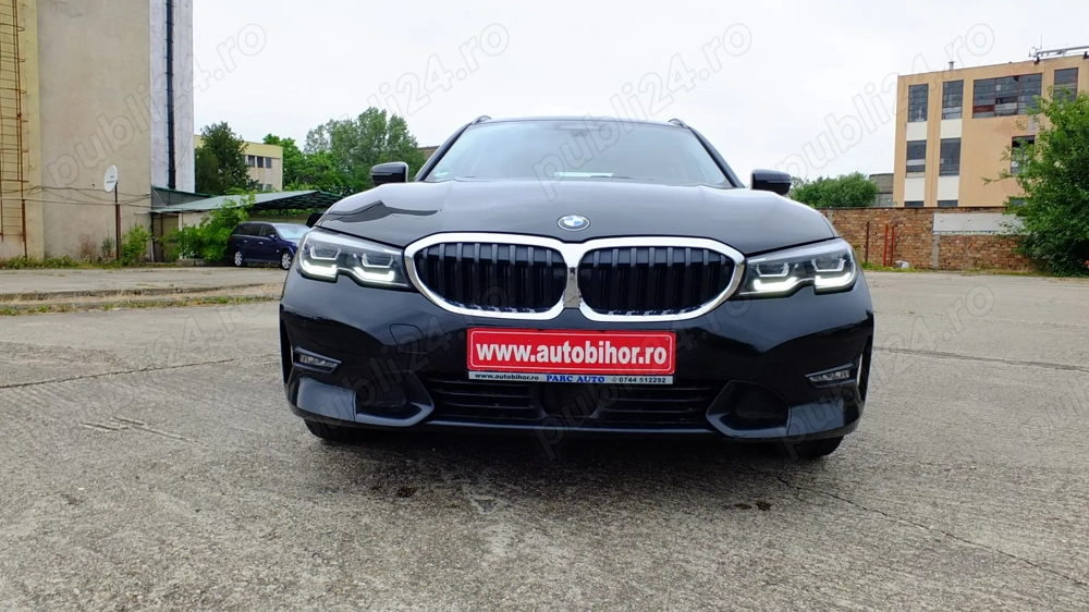 BMW Seria 3 320d Touring xDrive Aut. Sport Line