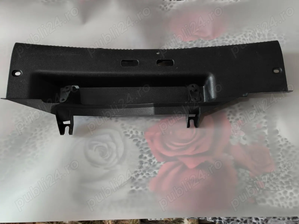 Ornament portbagaj Skoda Fabia 2 cod 5j6863459