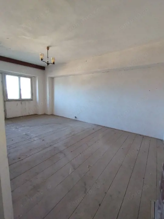 Tibanesti- Apartament cu 3 camere, 2 bai, etajul 3 