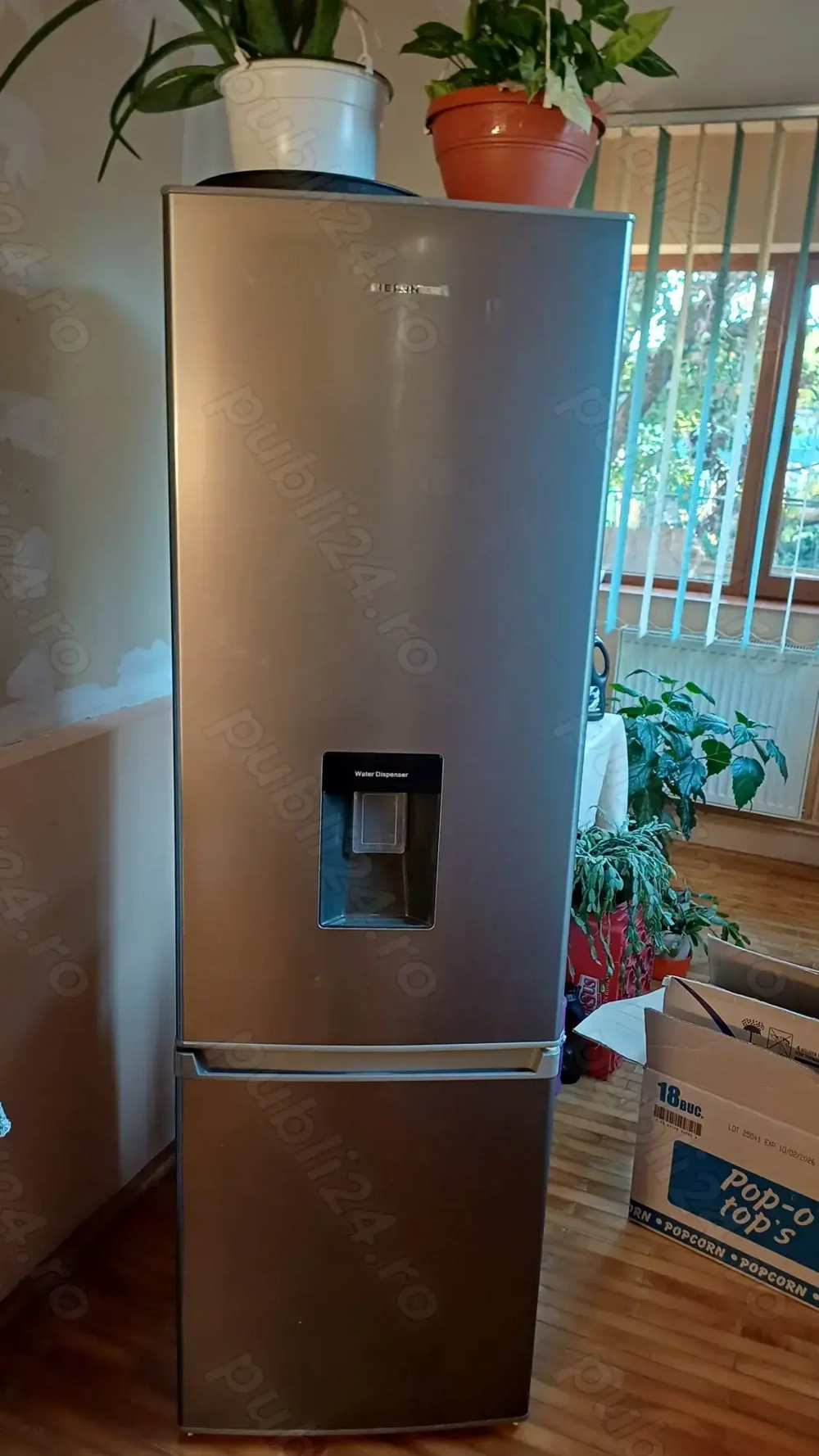 Vând combina frigorifica 