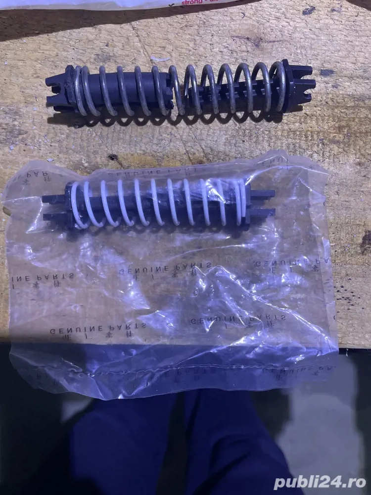 Arc revenire pedala ambreiaj Peugeot