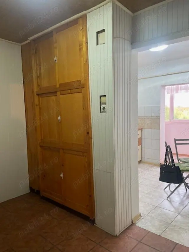 Inchiriez apartament , 2 camere , decomandat , etaj 2 , str.Timisorii nr.110 Inchiriez apartament , 2 camere , decomandat , etaj 2 , str.Timisorii nr.110