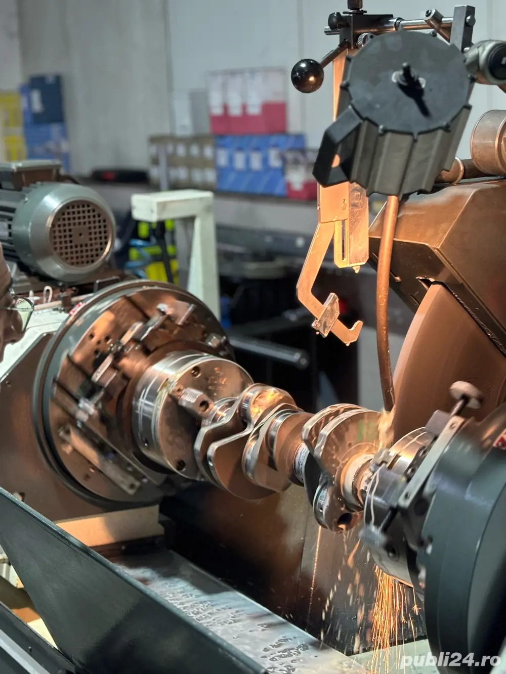 Moto Dalv Angajează