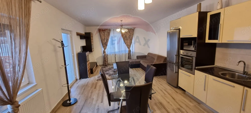 Casă  cu 3 camere de închiriat în zona Poltura