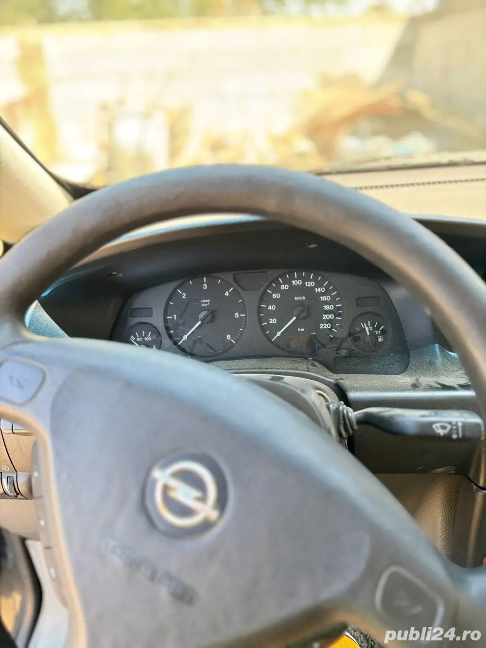 Opel Zafira 2.0 DTI   7 locuri   motor defect (băga apă în ulei)