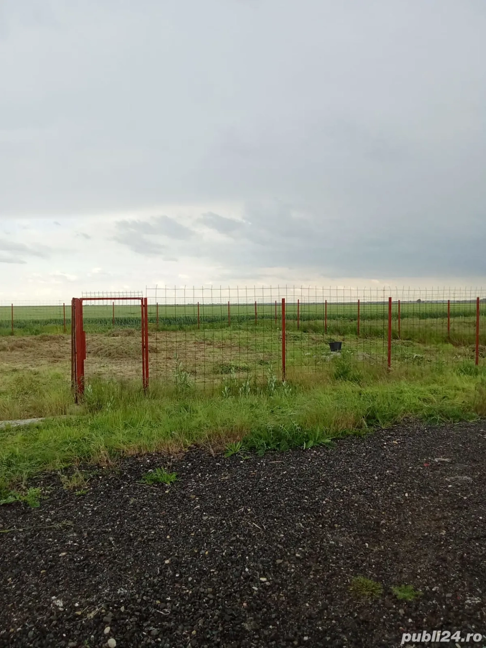 teren de vanzare