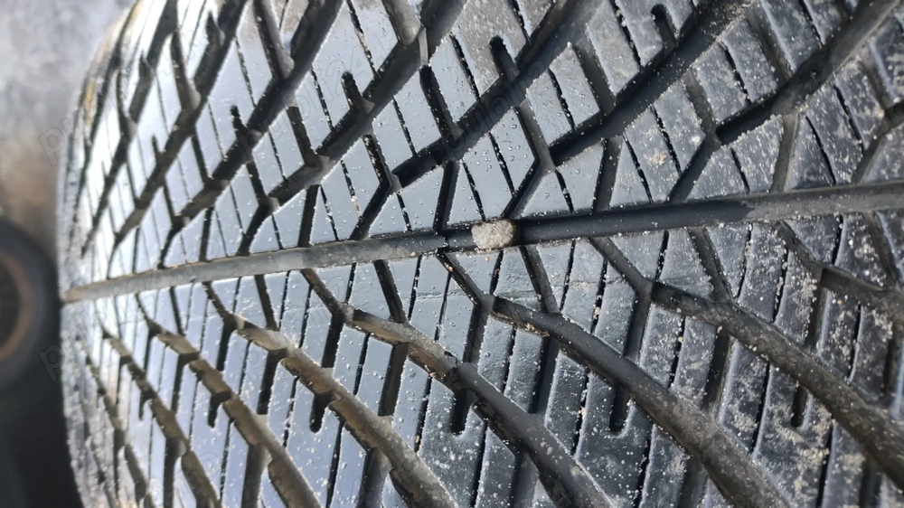 Roti 205/55R16 anvelope allseason Yokohama DOT 2024 cu janta aliaj FORD si piulite 