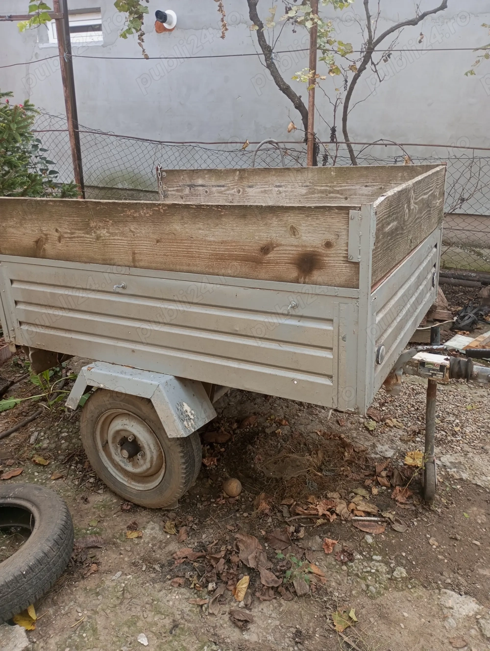 Vând remorcă pentru motocultor......