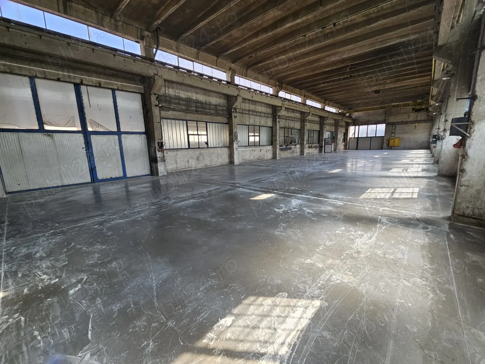 Vand hala cu pod rulant, inTurda, aproape de primarie, cu curte de 3000 mp Vand hala cu pod rulant, inTurda, aproape de primarie, cu curte de 3000 mp