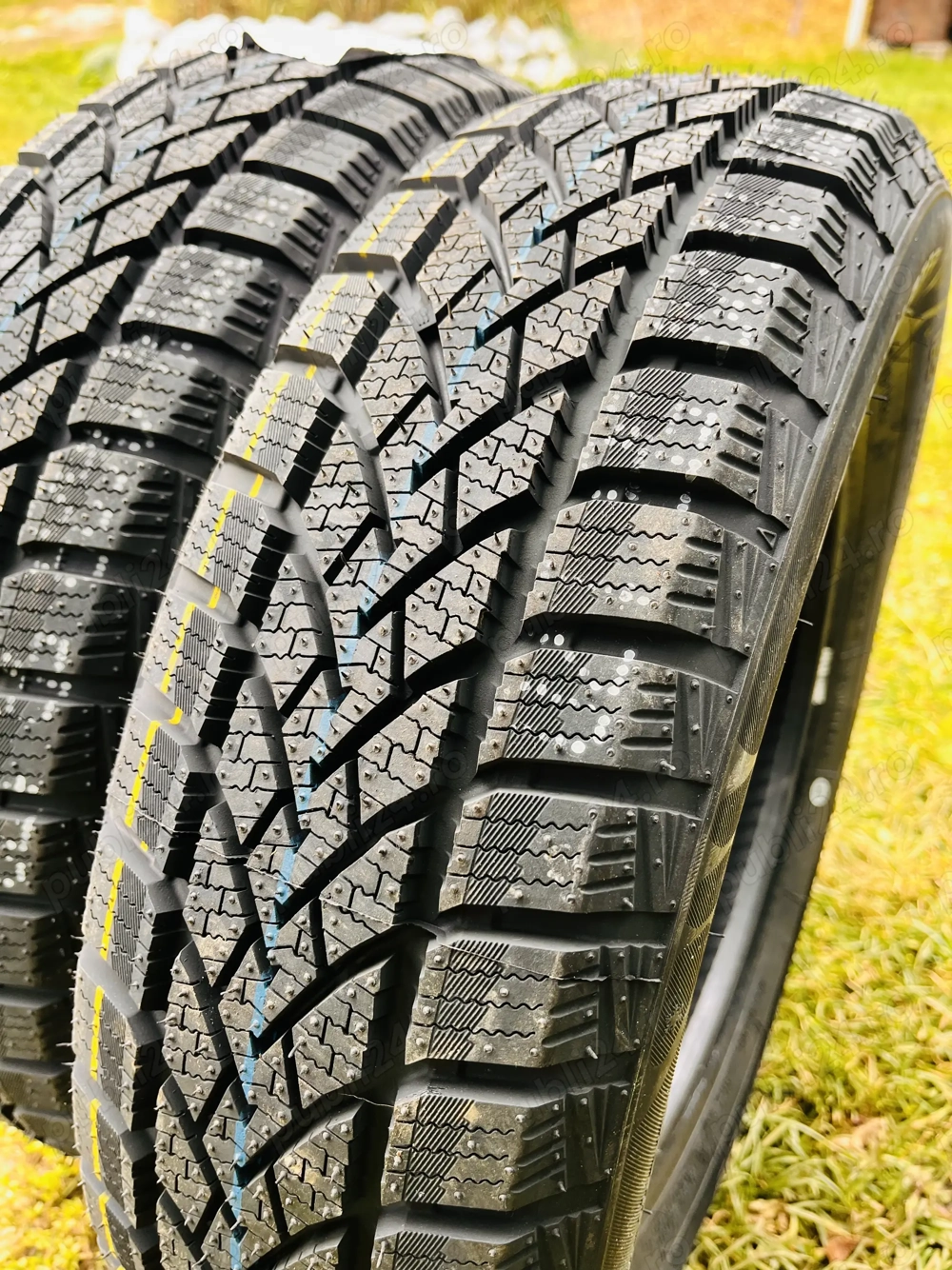 Vând cauciucuri Vând cauciucuri