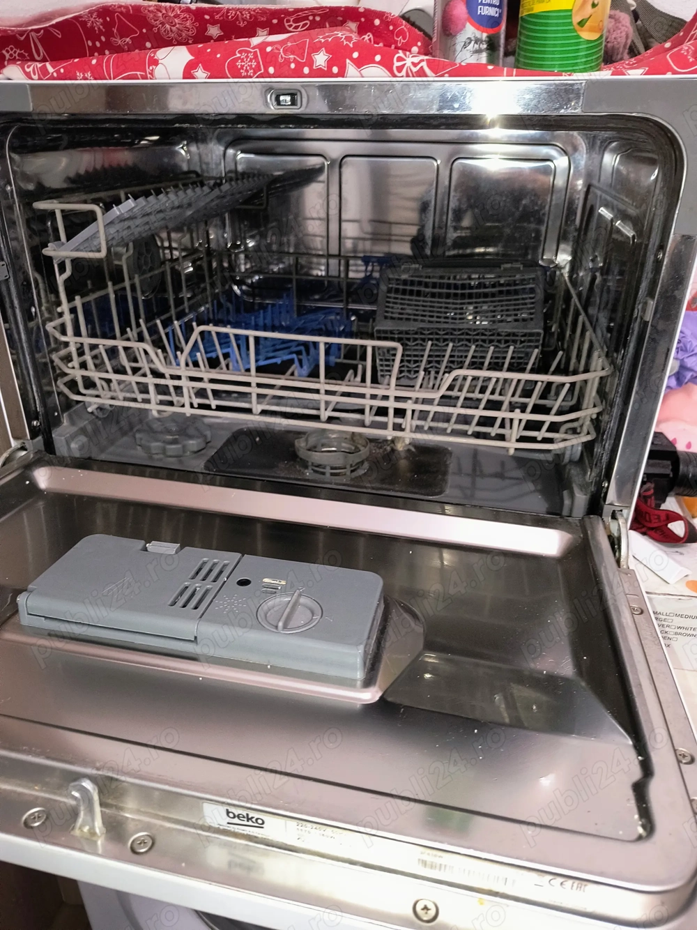 Mașină de spălat vase 