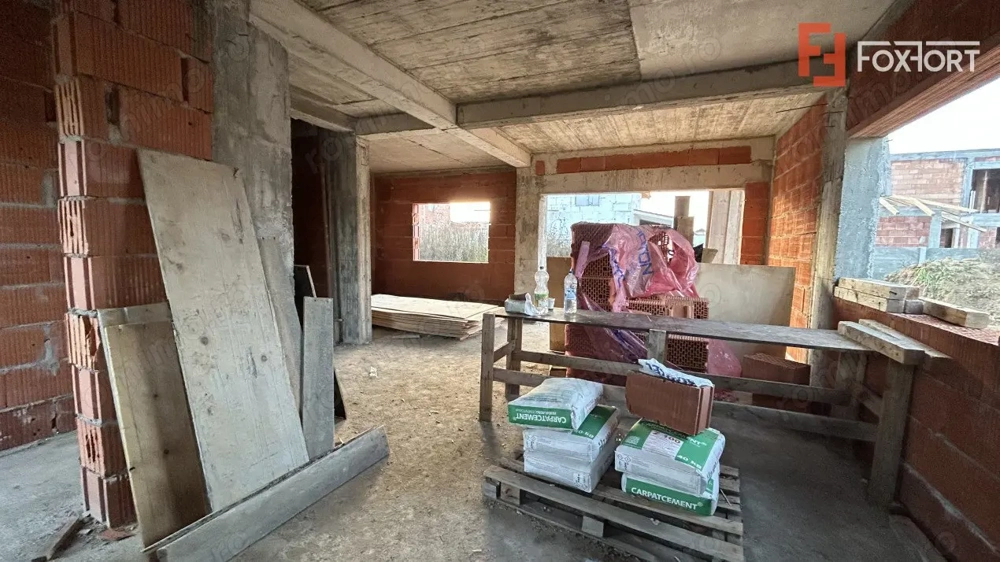 Duplex Mosnita 4 Camere si 3 Dormitoare Pozitie Excelenta - ID V2961